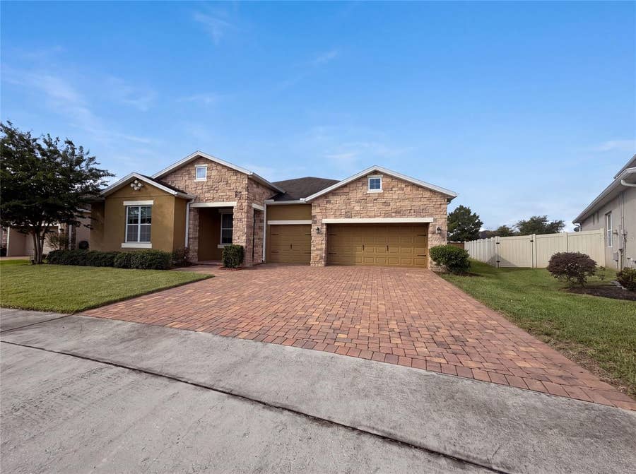 Property photo for 918 BLACKTHORN DRIVE, Apopka, FL