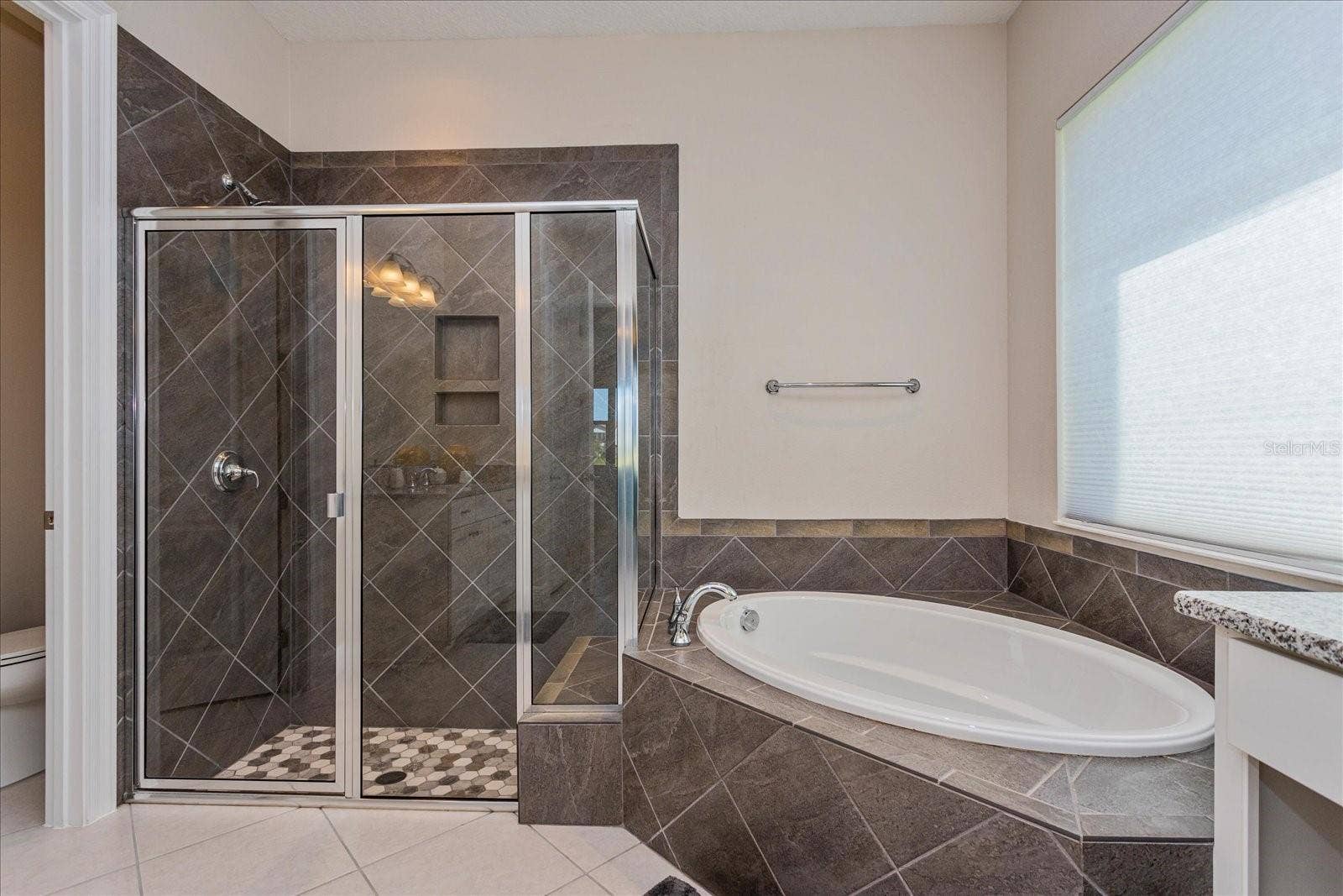 8222 TOPSAIL PLACE, Winter Garden, FL 34787 8222 TOPSAIL PLACE, Winter Garden, FL 34787