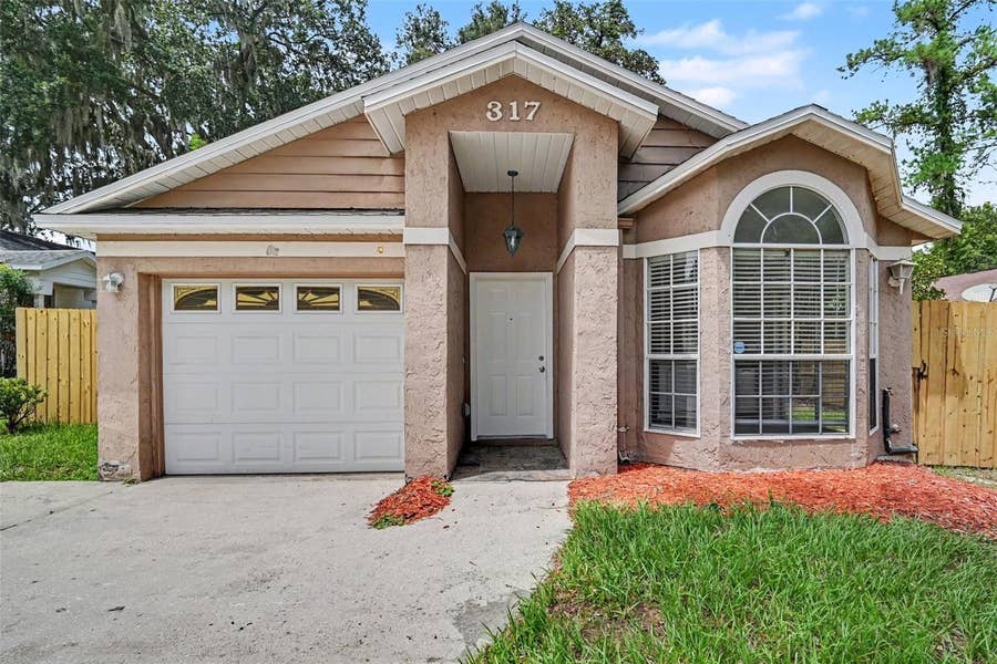 Property photo for 317 MCCOY VILLAGE COURT, Apopka, FL