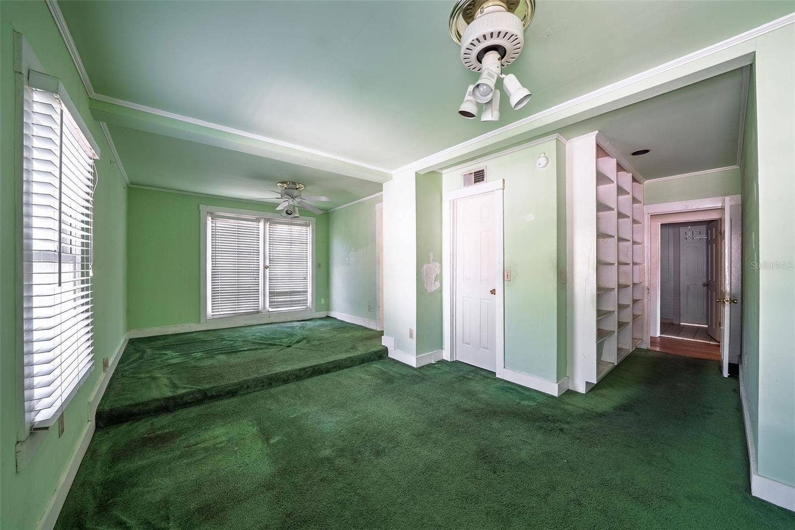 813 GREENWOOD STREET, Orlando, FL 32801 813 GREENWOOD STREET, Orlando, FL 32801