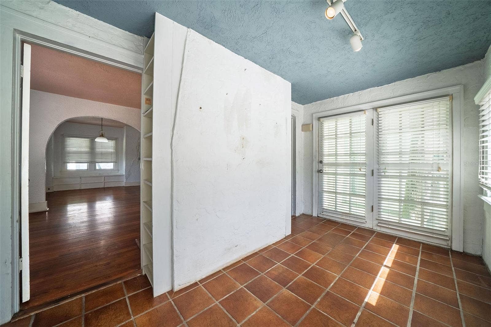 813 GREENWOOD STREET, Orlando, FL 32801 813 GREENWOOD STREET, Orlando, FL 32801
