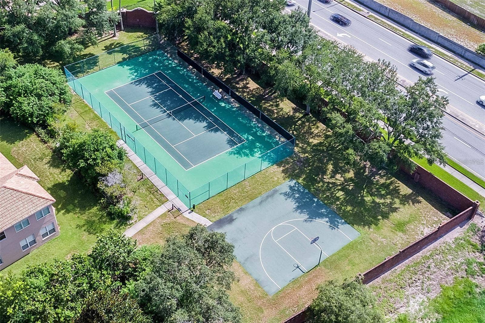 8826 SOUTHERN BREEZE DRIVE, Orlando, FL 32836 8826 SOUTHERN BREEZE DRIVE, Orlando, FL 32836
