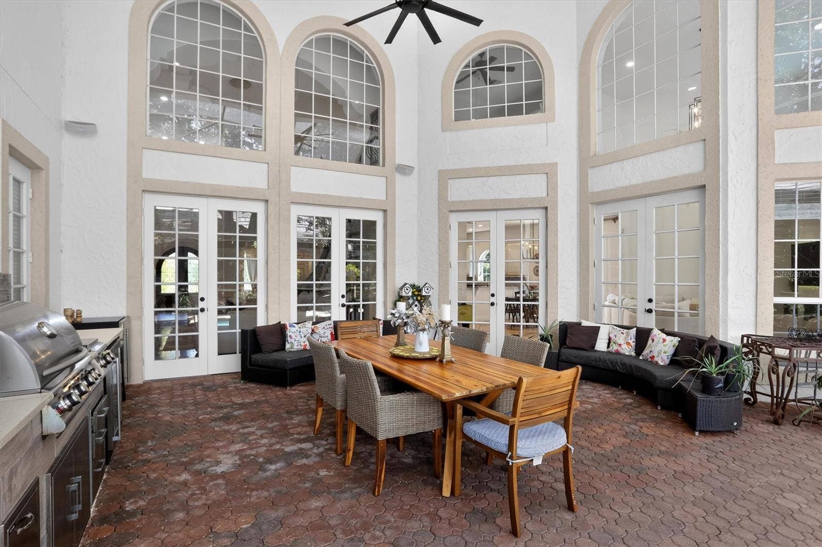 8826 SOUTHERN BREEZE DRIVE, Orlando, FL 32836 8826 SOUTHERN BREEZE DRIVE, Orlando, FL 32836