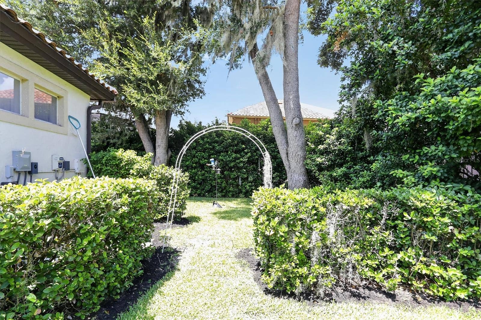 8826 SOUTHERN BREEZE DRIVE, Orlando, FL 32836 8826 SOUTHERN BREEZE DRIVE, Orlando, FL 32836