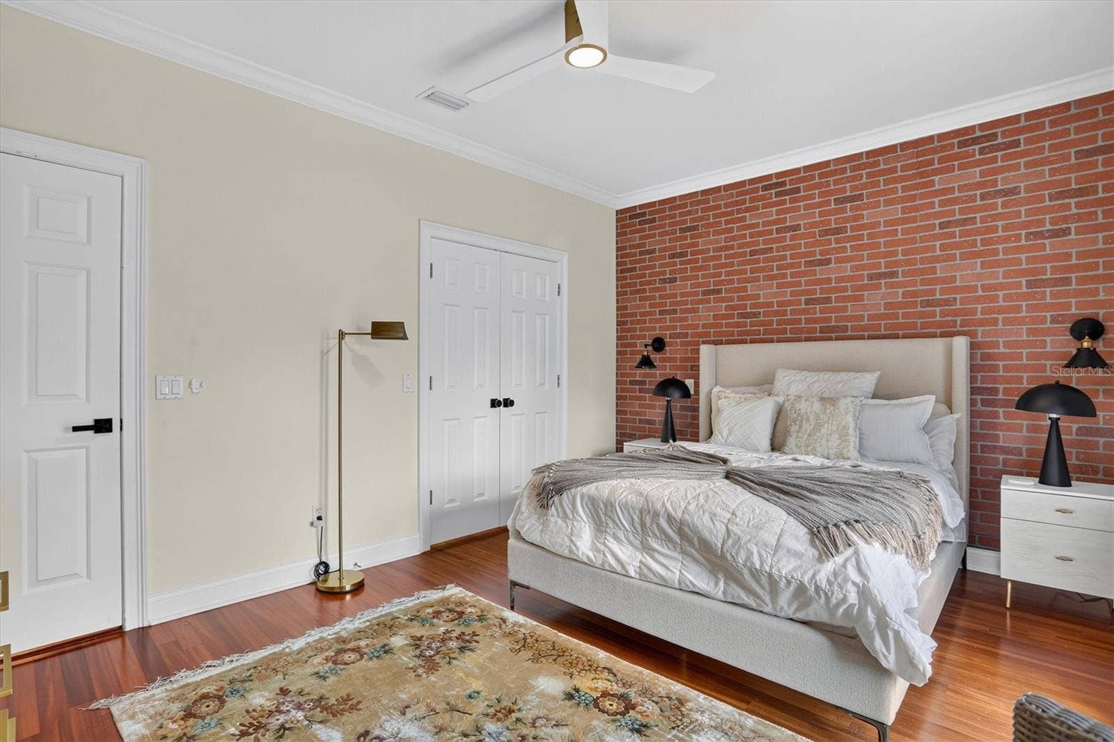 8826 SOUTHERN BREEZE DRIVE, Orlando, FL 32836 8826 SOUTHERN BREEZE DRIVE, Orlando, FL 32836