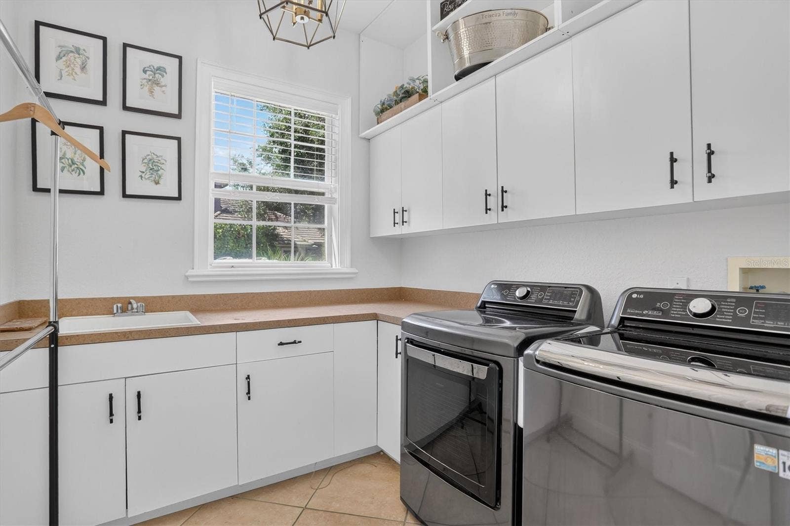 8826 SOUTHERN BREEZE DRIVE, Orlando, FL 32836 8826 SOUTHERN BREEZE DRIVE, Orlando, FL 32836