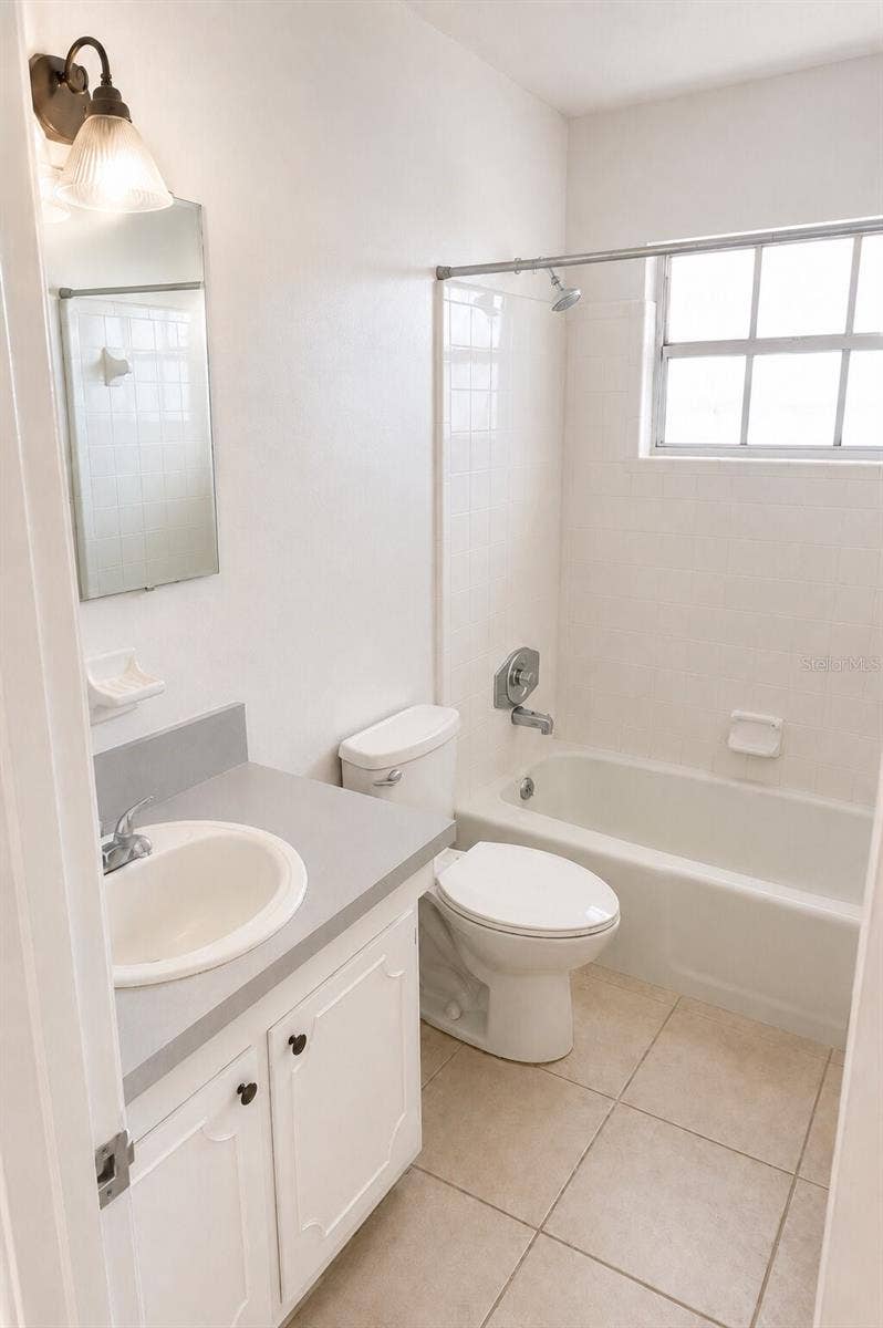 1400 EUDORA ROAD, #C32, Mount Dora, FL 32757