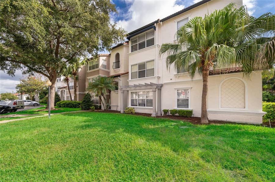 Property photo for 5124 CONROY ROAD, #26, Orlando, FL