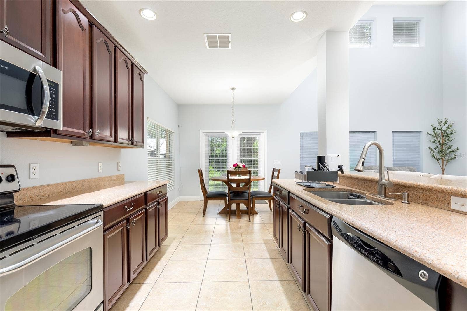5421 GEMGOLD COURT, Windermere, FL 34786 5421 GEMGOLD COURT, Windermere, FL 34786