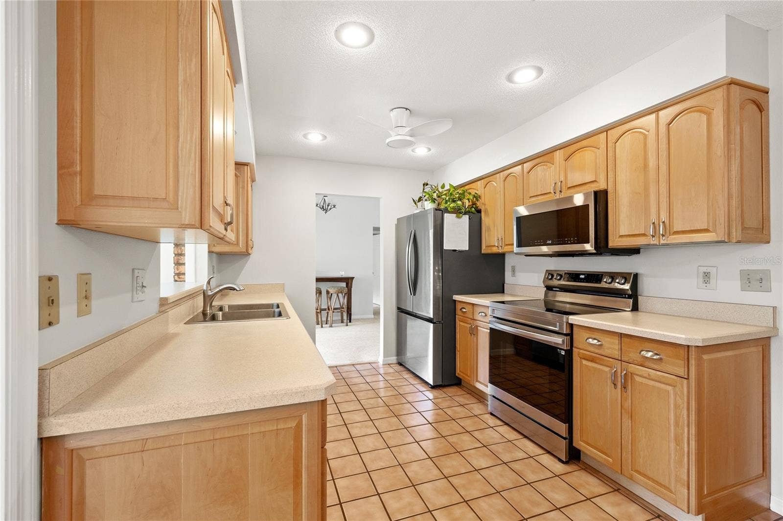 109 CARDINAL LANE, Eustis, FL 32726 109 CARDINAL LANE, Eustis, FL 32726