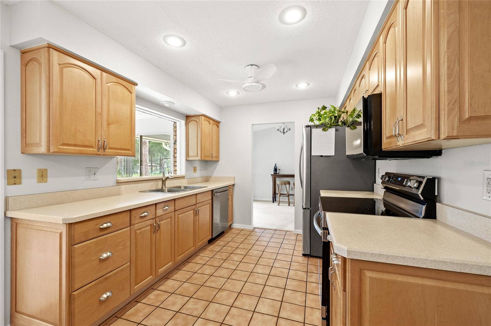109 CARDINAL LANE, Eustis, FL 32726 109 CARDINAL LANE, Eustis, FL 32726