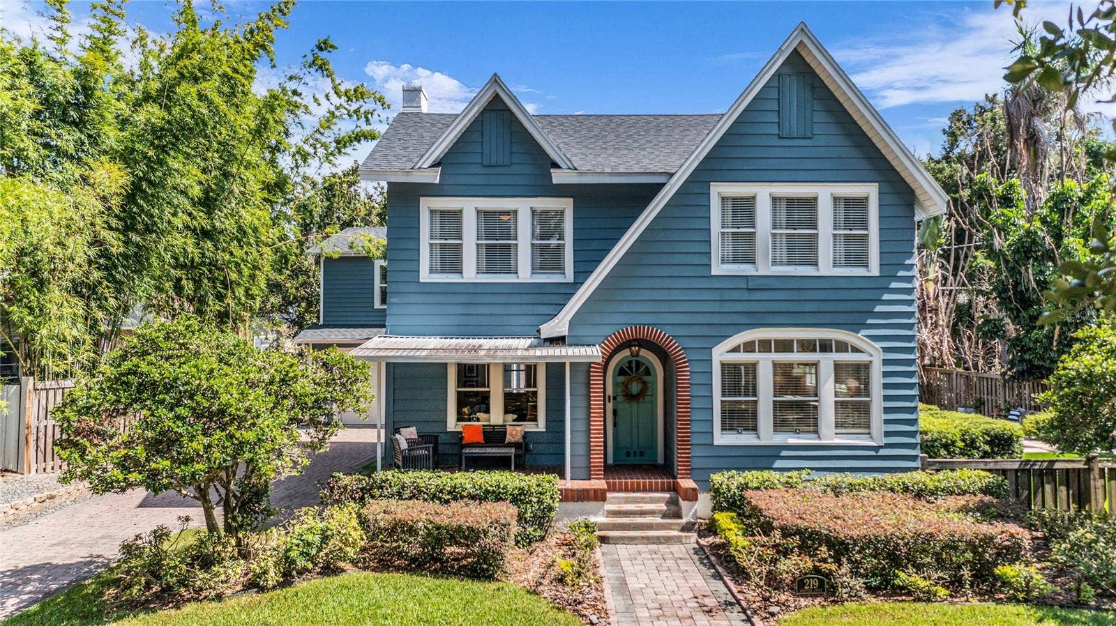 Charming, renovated home in the Lake Copeland Historic District with GARAGE APARTMENT, fabulous pool and outdoor kitchen