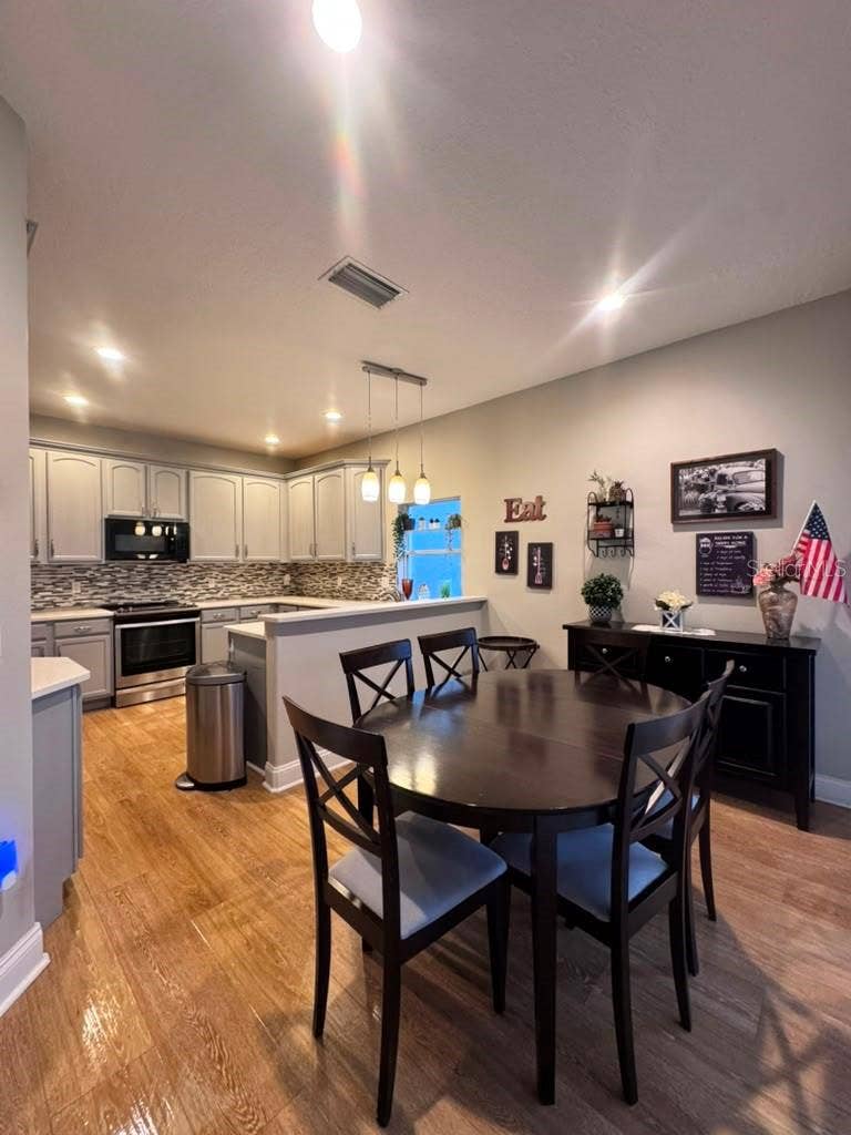 6956 BRESCIA WAY, Orlando, FL 32819 6956 BRESCIA WAY, Orlando, FL 32819