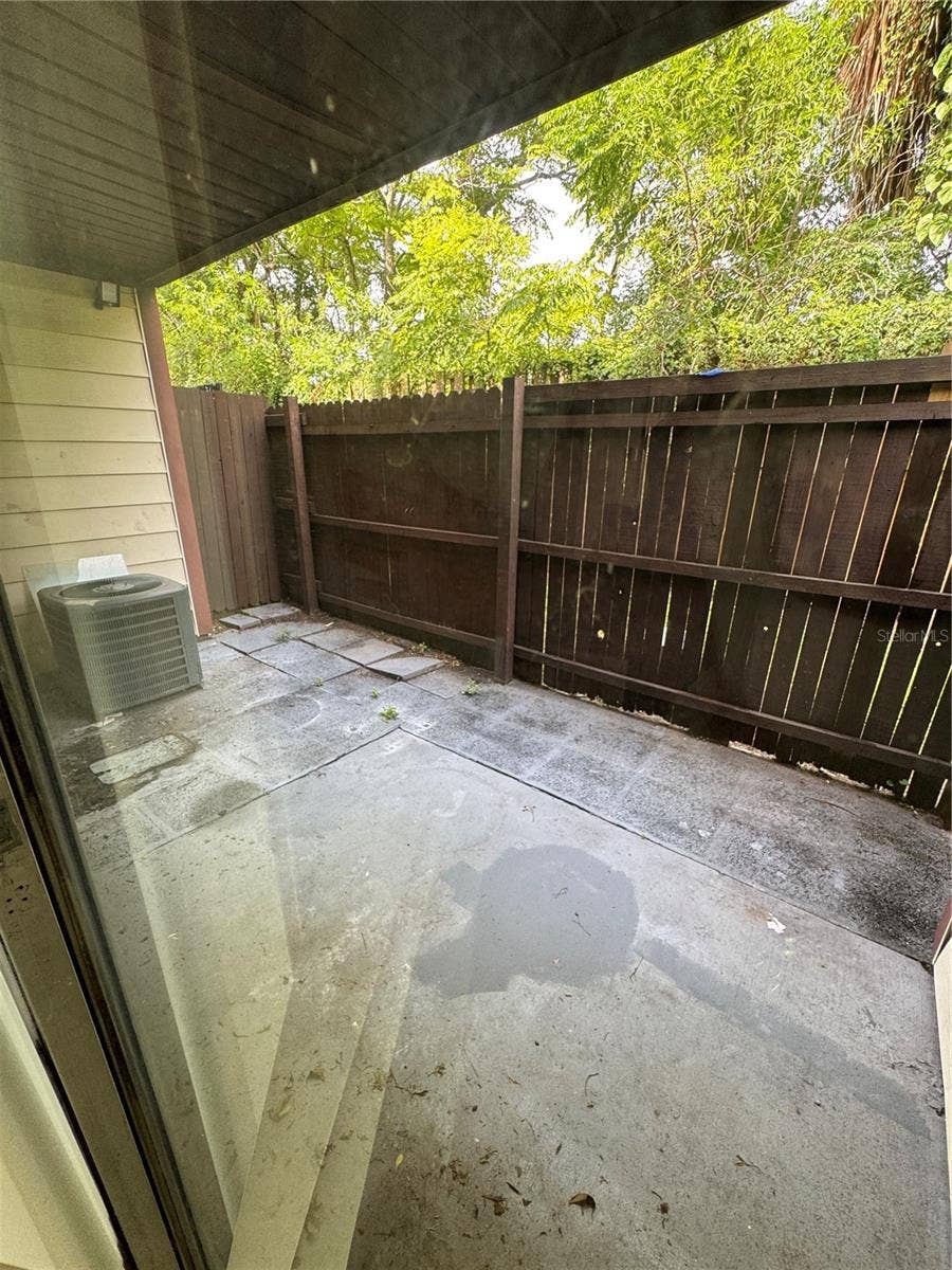 3976 CRAYRICH CIRCLE, #C1, Orlando, FL 32839 Back porch