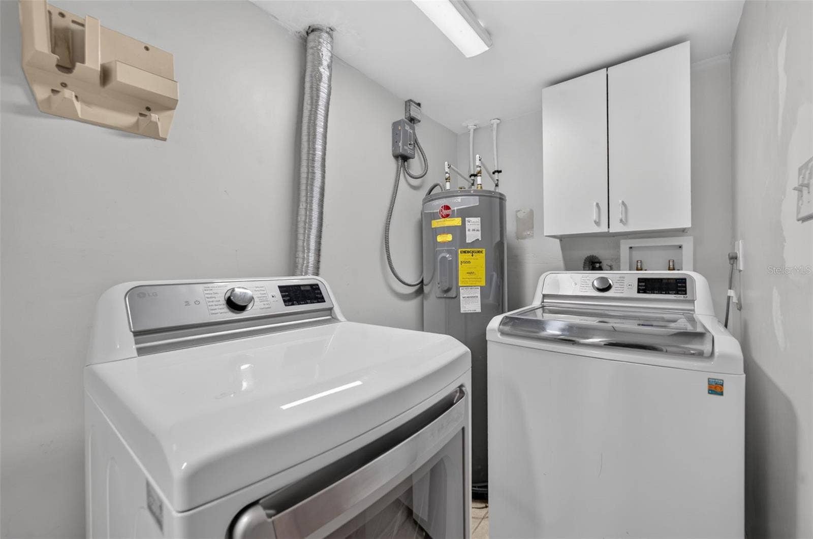 2641 CARVELL COURT, Winter Park, FL 32792 2641 CARVELL COURT, Winter Park, FL 32792