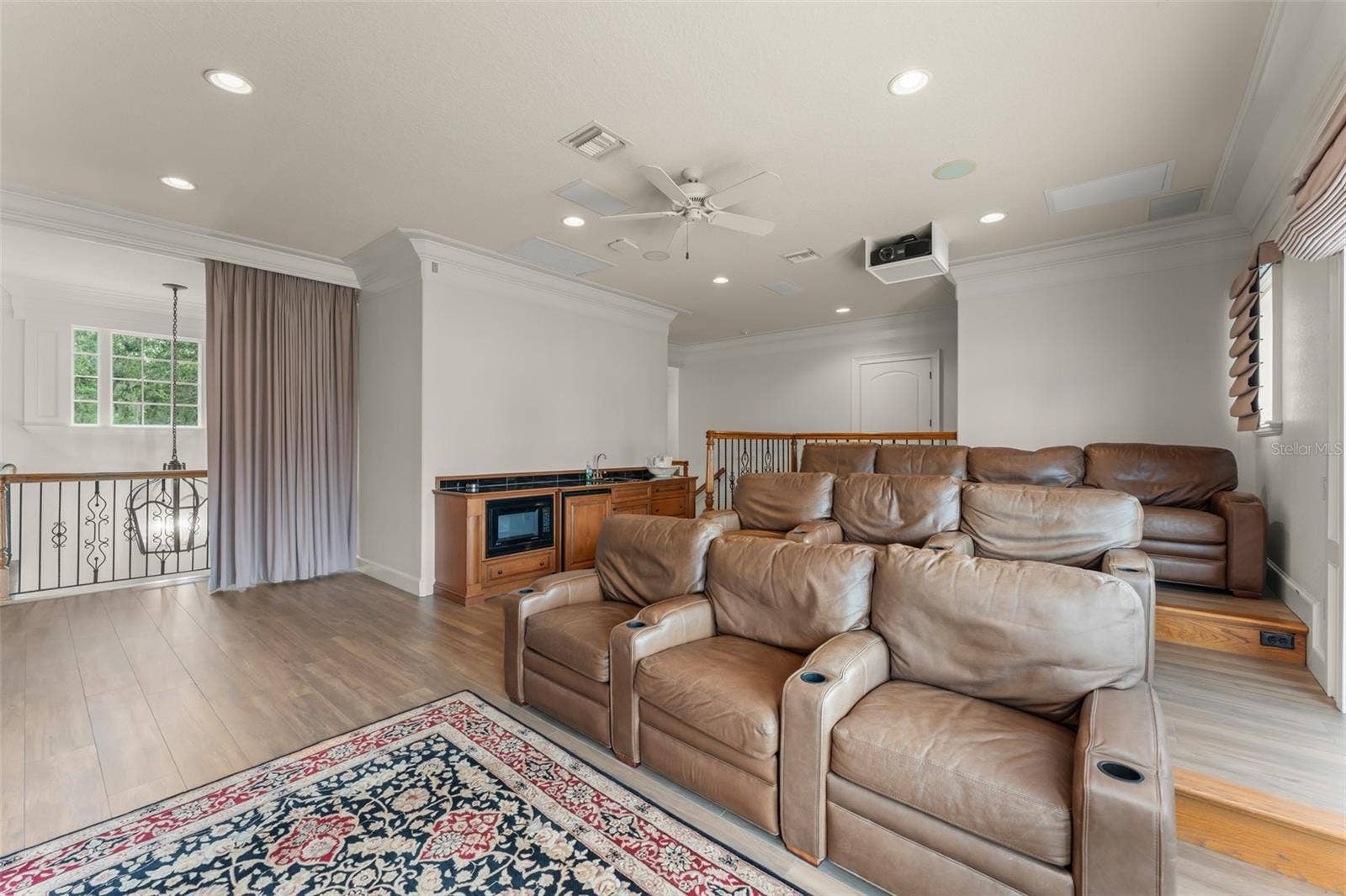 6055 LOUISE COVE DRIVE, Windermere, FL 34786 6055 LOUISE COVE DRIVE, Windermere, FL 34786