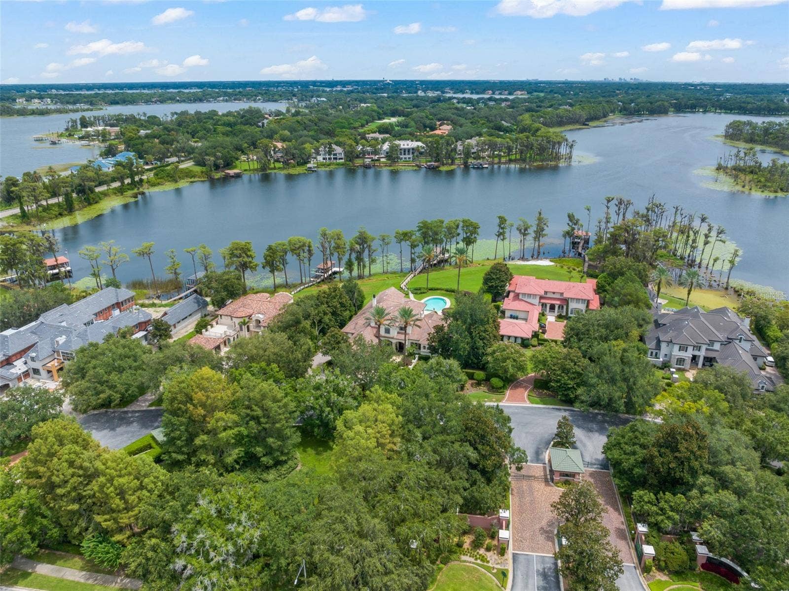 6055 LOUISE COVE DRIVE, Windermere, FL 34786 6055 LOUISE COVE DRIVE, Windermere, FL 34786