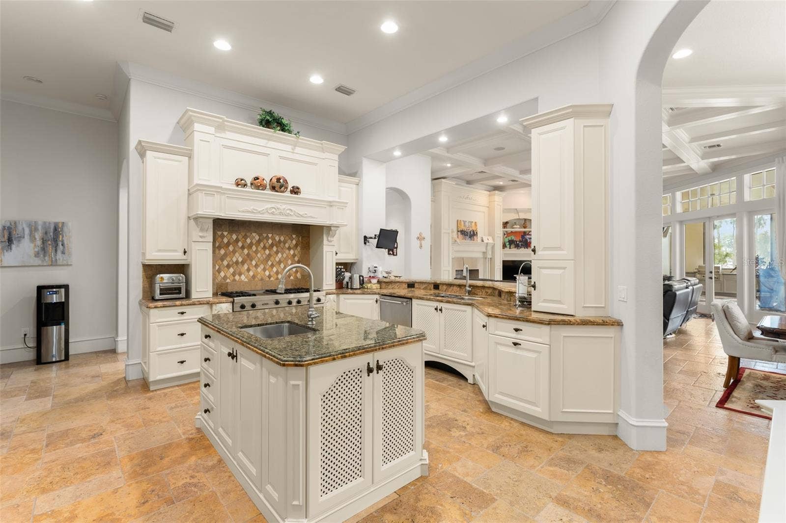6055 LOUISE COVE DRIVE, Windermere, FL 34786 6055 LOUISE COVE DRIVE, Windermere, FL 34786