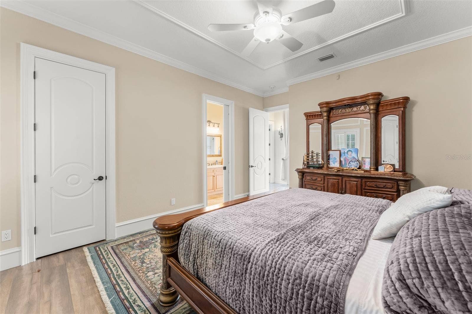 6055 LOUISE COVE DRIVE, Windermere, FL 34786 6055 LOUISE COVE DRIVE, Windermere, FL 34786