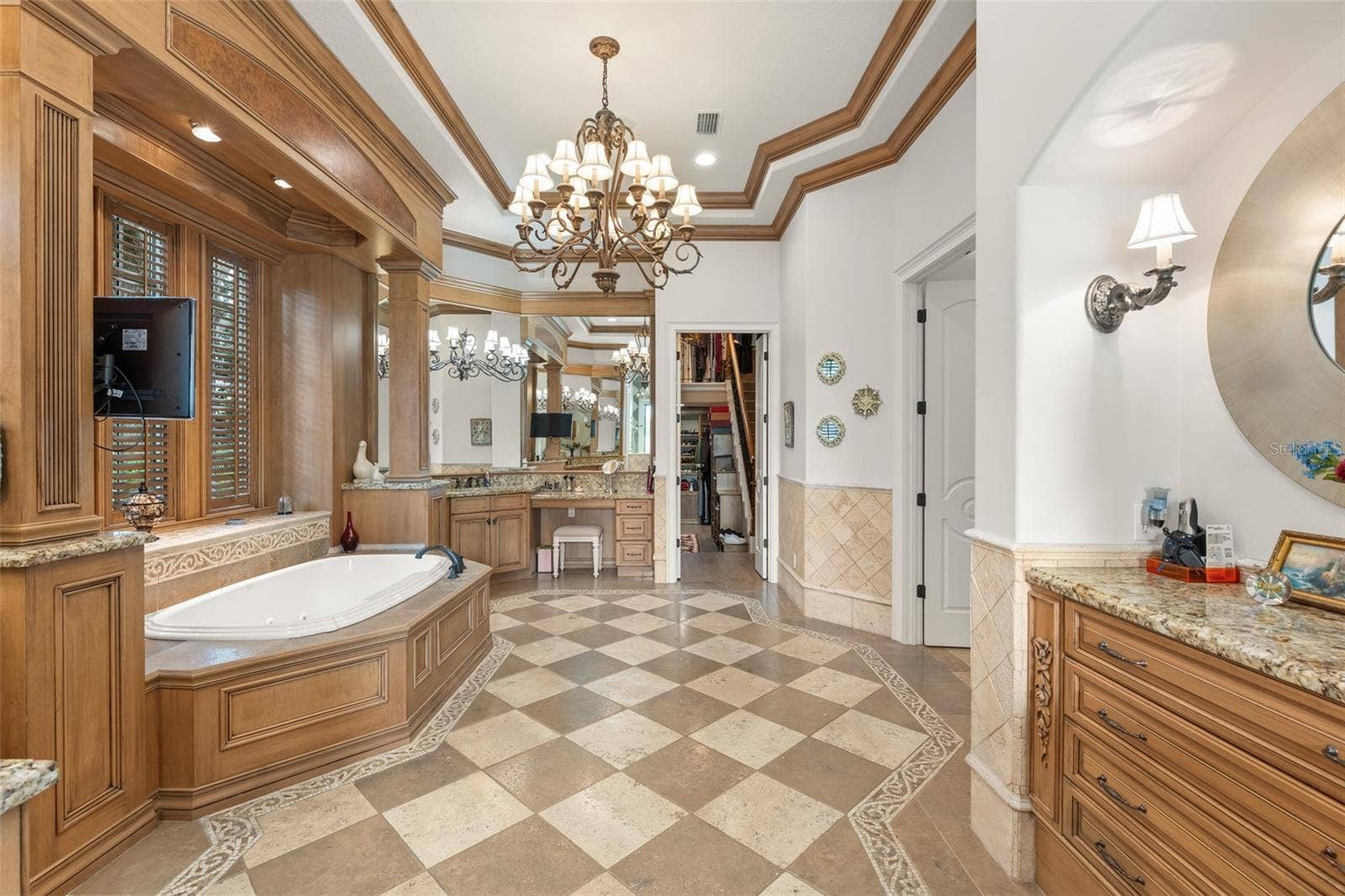 6055 LOUISE COVE DRIVE, Windermere, FL 34786 6055 LOUISE COVE DRIVE, Windermere, FL 34786