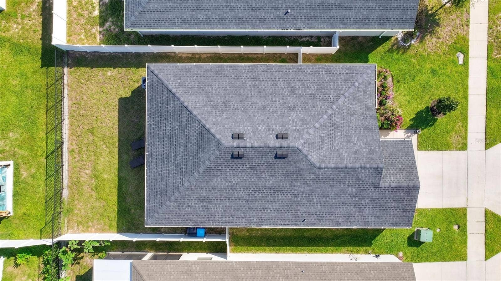 2295 SUNSET WAY, Davenport, FL 33837 Roof View