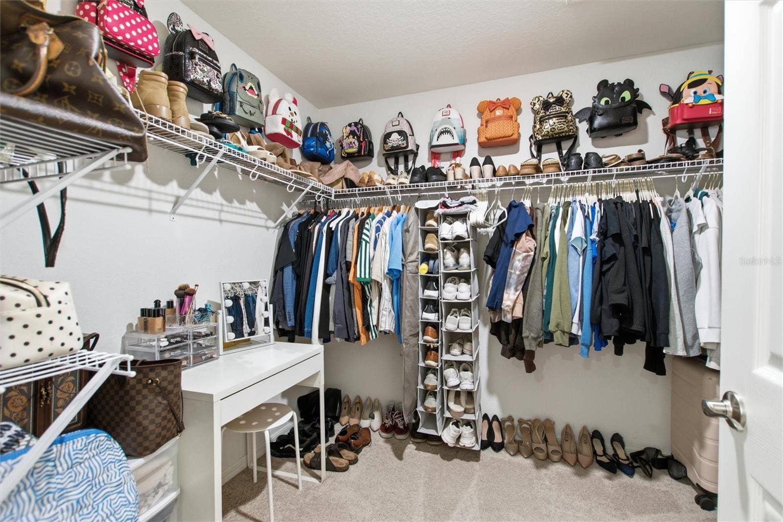 2295 SUNSET WAY, Davenport, FL 33837 Primary Bathroom with Walk In Closet