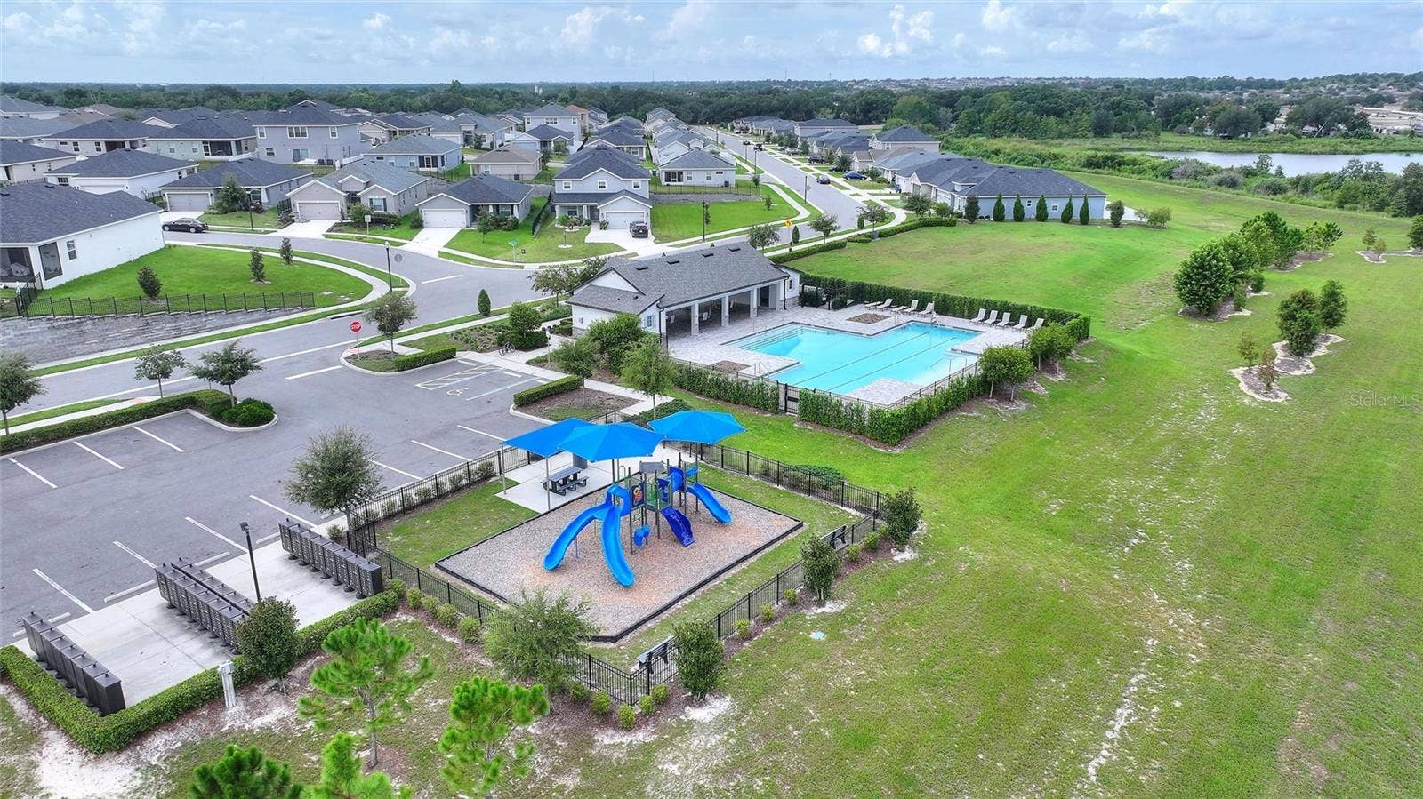 2295 SUNSET WAY, Davenport, FL 33837 Community Playground