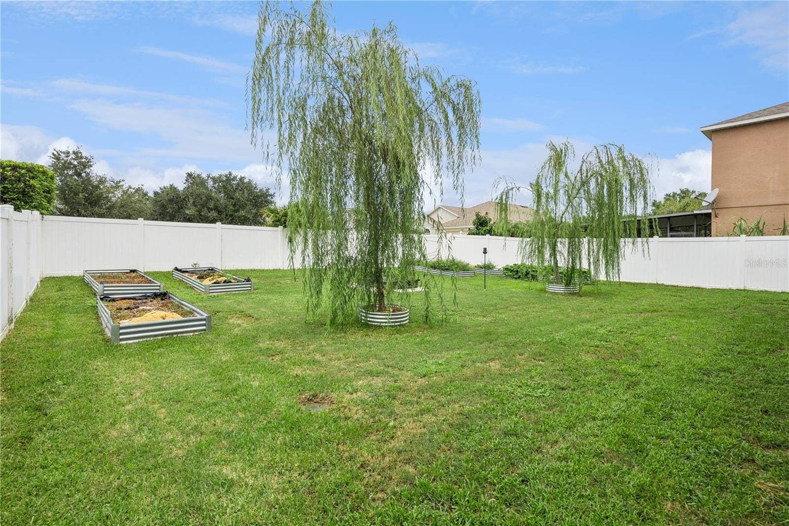 Huge Yard with Fire Pit