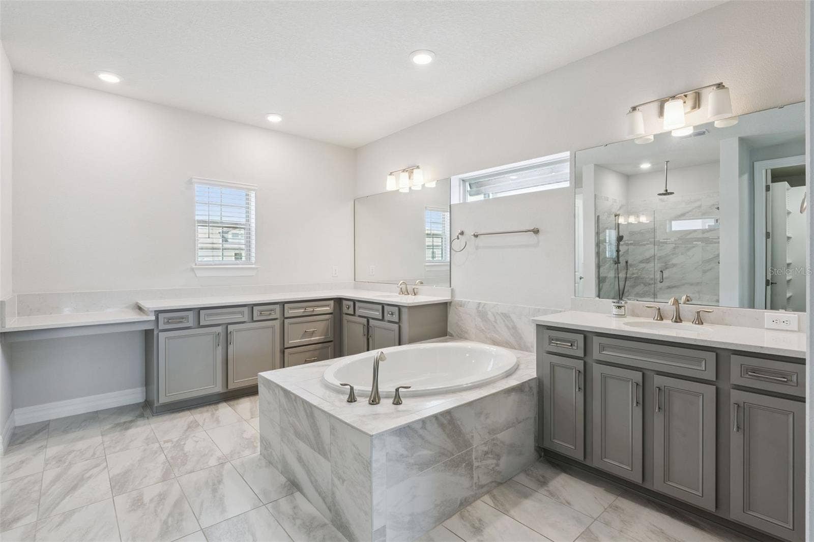 9070 WOODLAND FOREST ROAD, Orlando, FL 32836 9070 WOODLAND FOREST ROAD, Orlando, FL 32836