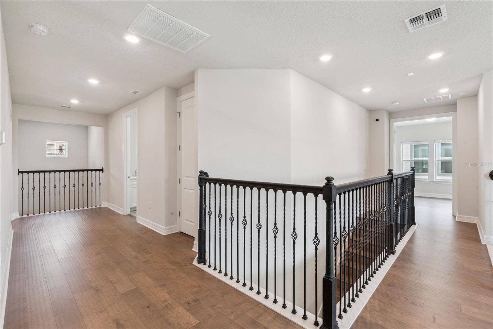 9070 WOODLAND FOREST ROAD, Orlando, FL 32836 9070 WOODLAND FOREST ROAD, Orlando, FL 32836