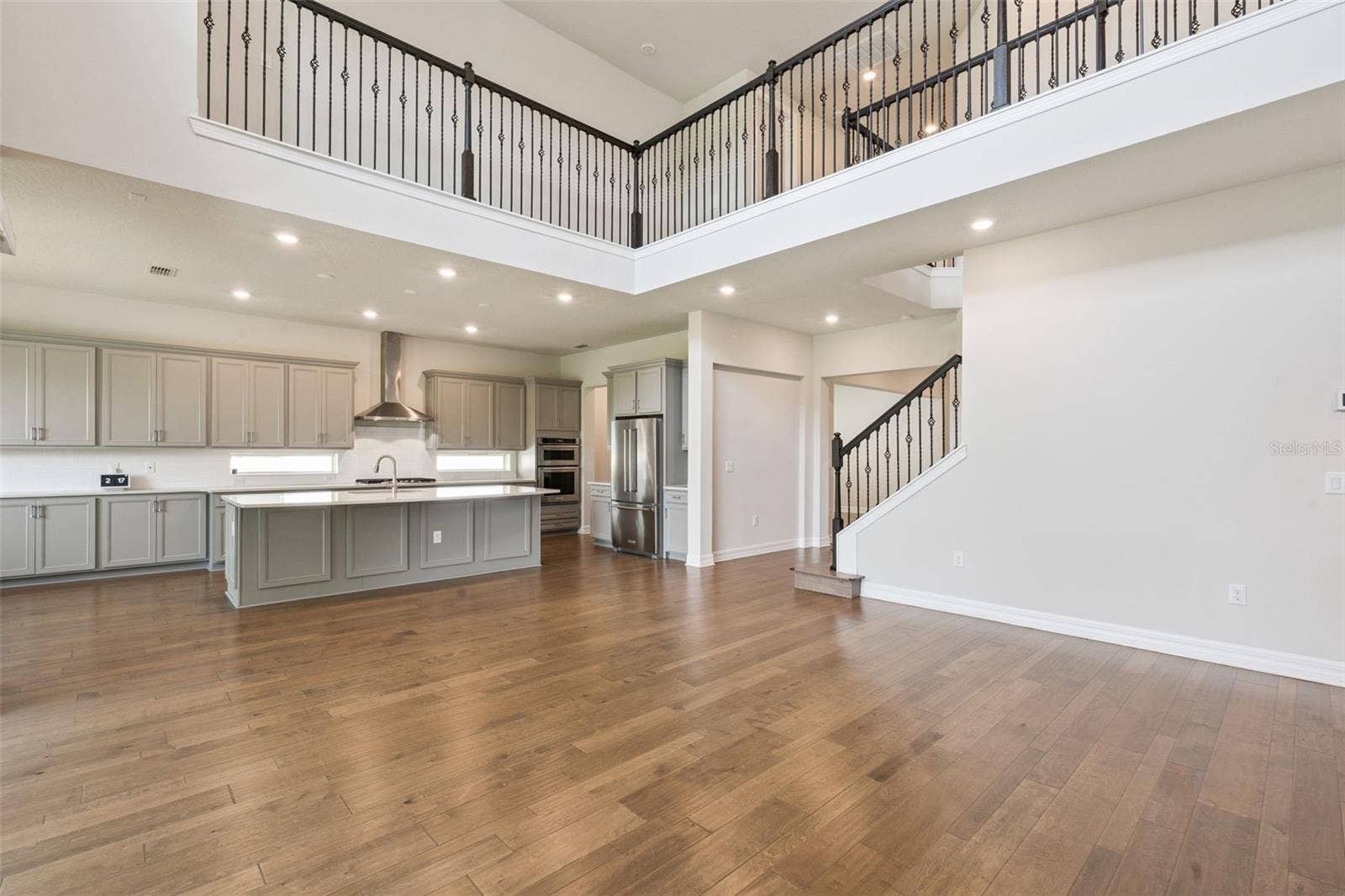 9070 WOODLAND FOREST ROAD, Orlando, FL 32836 9070 WOODLAND FOREST ROAD, Orlando, FL 32836