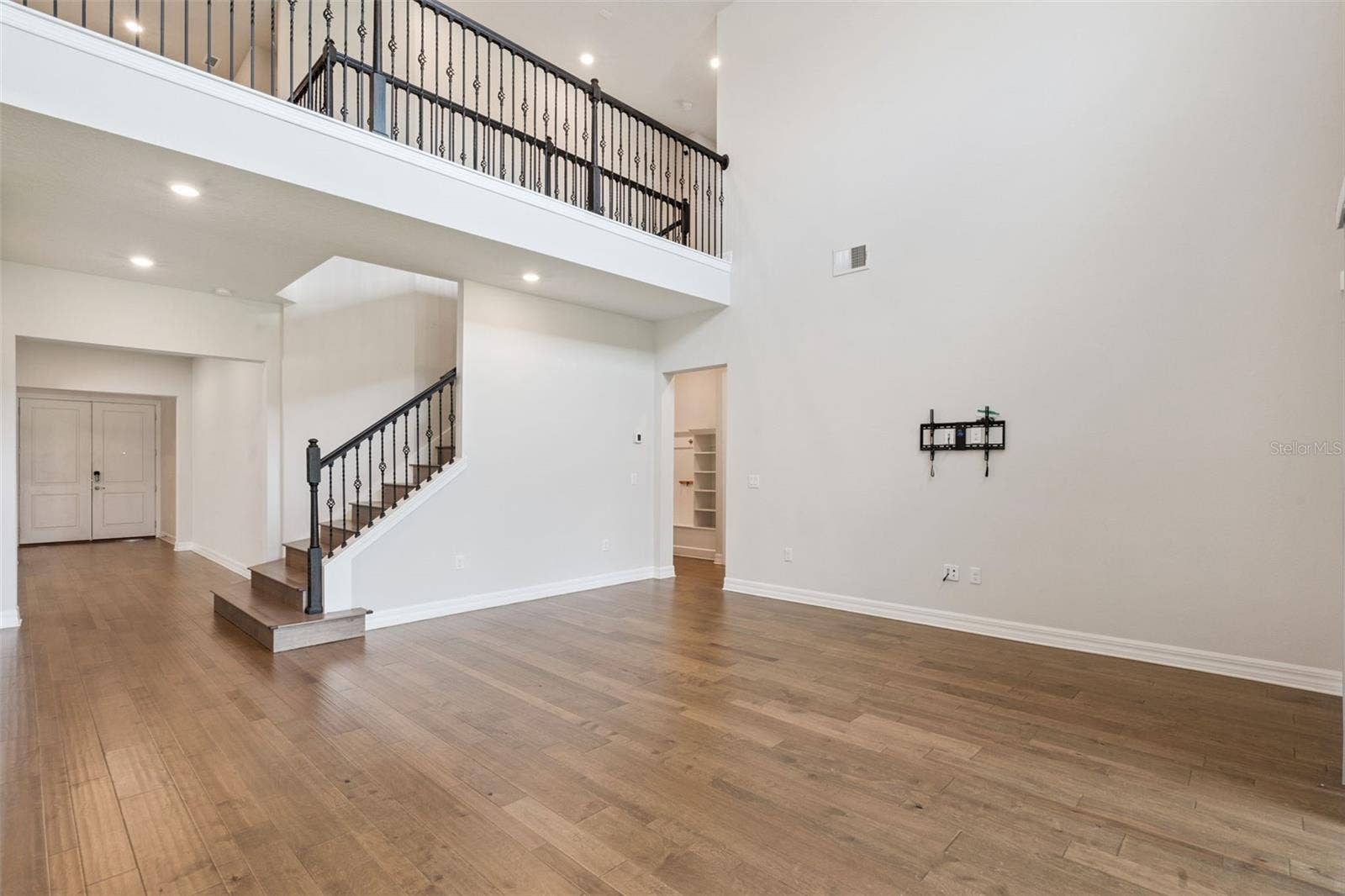 9070 WOODLAND FOREST ROAD, Orlando, FL 32836 9070 WOODLAND FOREST ROAD, Orlando, FL 32836