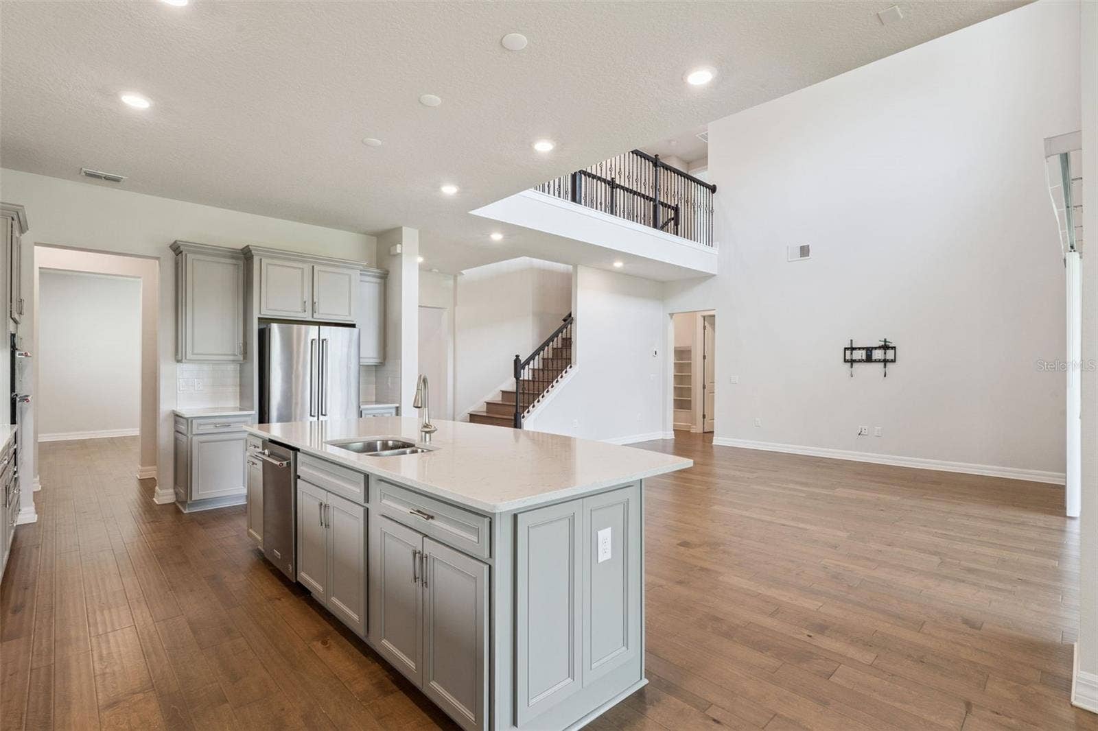 9070 WOODLAND FOREST ROAD, Orlando, FL 32836 9070 WOODLAND FOREST ROAD, Orlando, FL 32836