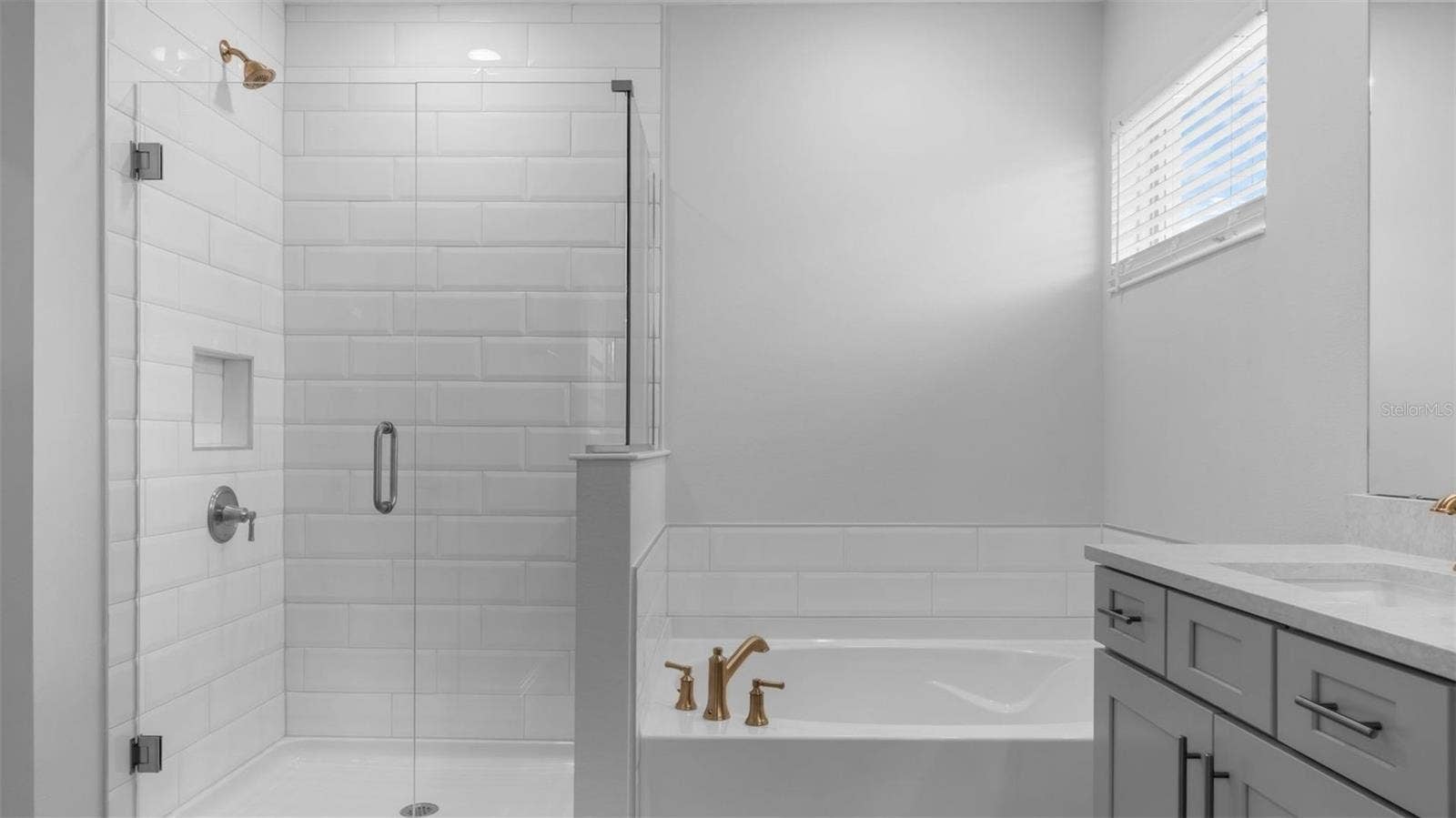 11887 SHINE VIEW LANE, Winter Garden, FL 34787 11887 SHINE VIEW LANE, Winter Garden, FL 34787