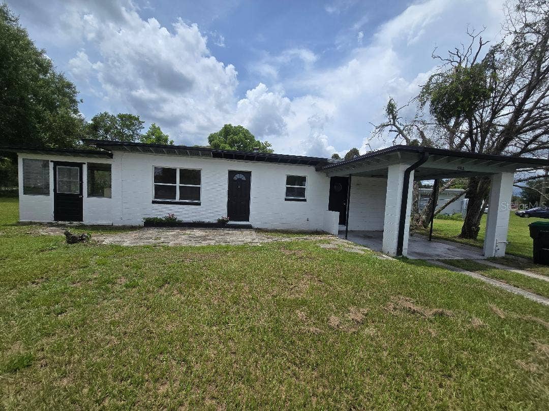 5762 DOGWOOD DRIVE, Orlando, FL 32807 Front view