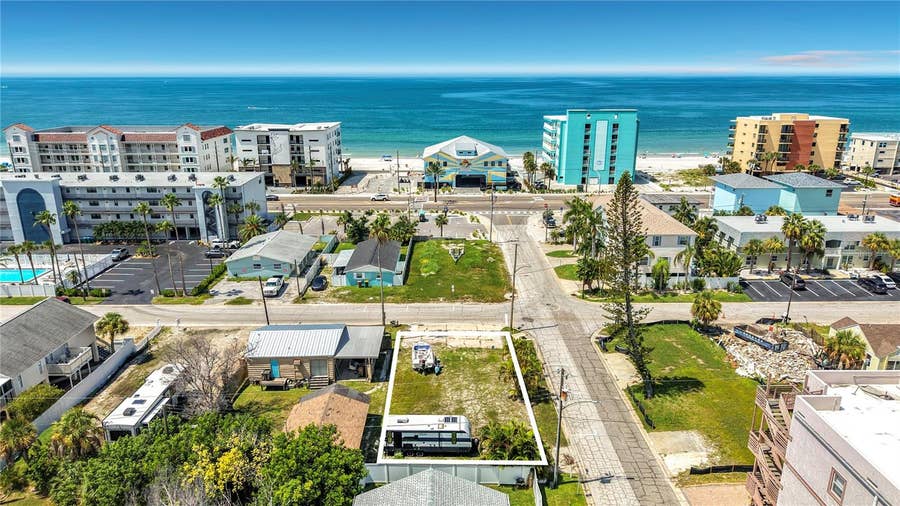 Property photo for 14065 PALM ST, Madeira Beach, FL