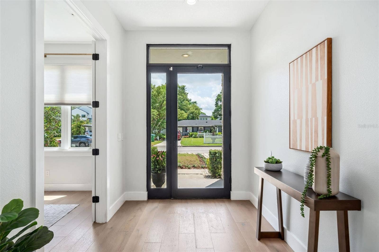 2407 LAFAYETTE AVENUE, Winter Park, FL 32789 Nice wide open entry