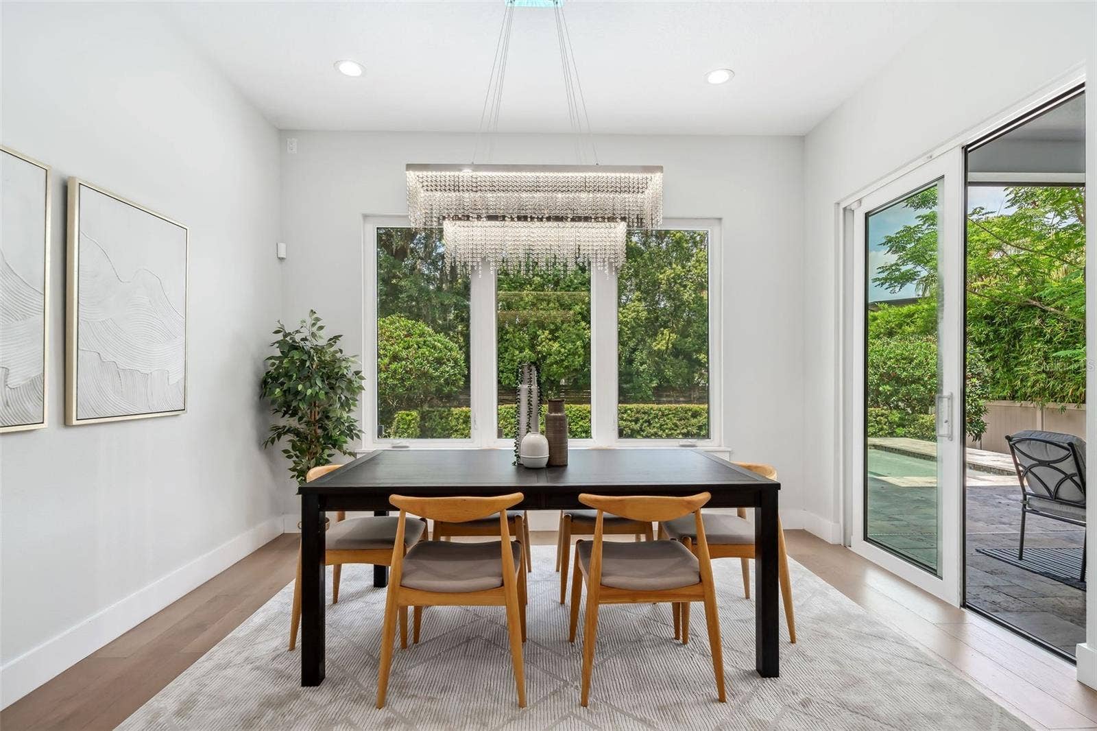 2407 LAFAYETTE AVENUE, Winter Park, FL 32789 Eat-In Space in Kitchen