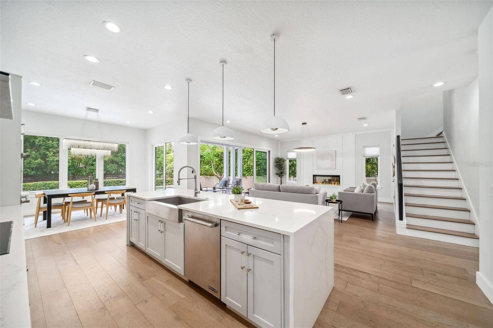 2407 LAFAYETTE AVENUE, Winter Park, FL 32789 Nice Open Floor Plan