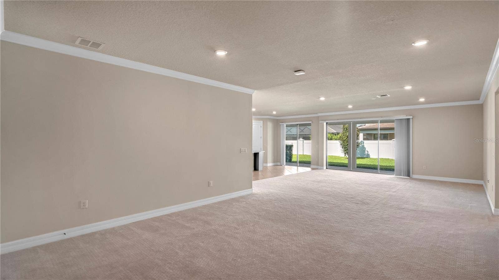 9212 HANGING VINE COURT, Orlando, FL 32836 9212 HANGING VINE COURT, Orlando, FL 32836