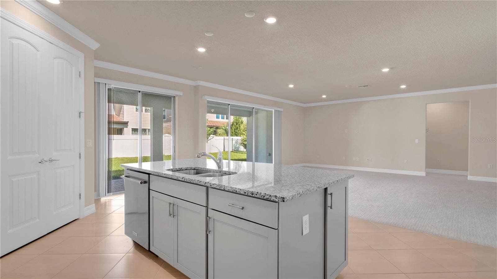 9212 HANGING VINE COURT, Orlando, FL 32836 9212 HANGING VINE COURT, Orlando, FL 32836