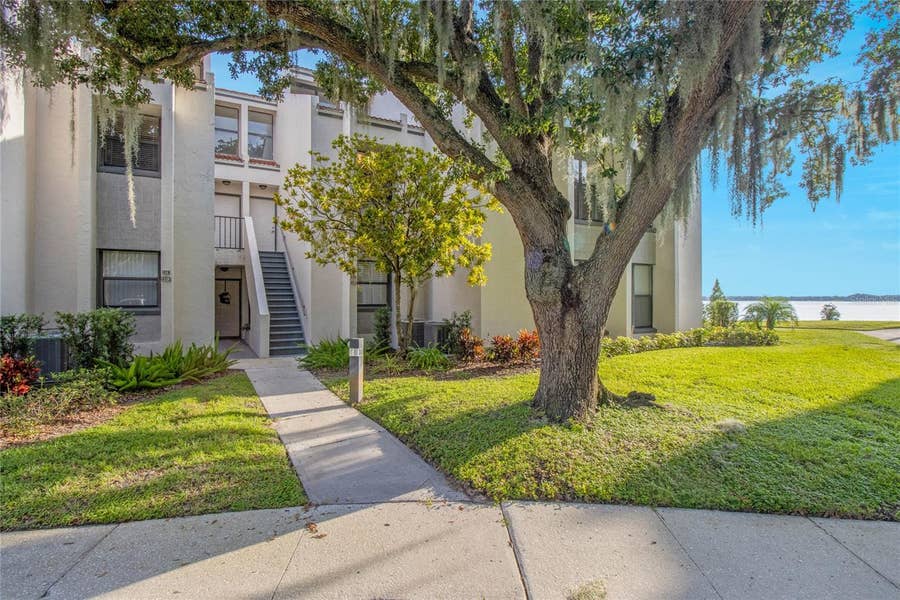 Property photo for 410 LAUREL COVE WAY, Winter Haven, FL