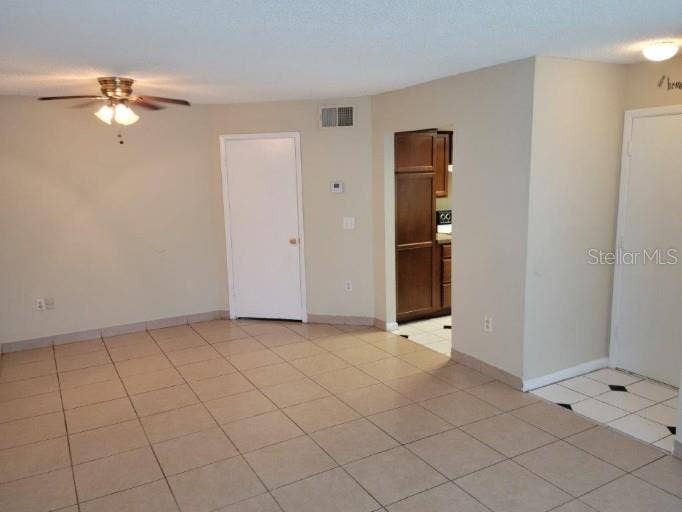 4322 LAKEWAY DRIVE, #13F, Orlando, FL 32839 4322 LAKEWAY DRIVE, #13F, Orlando, FL 32839
