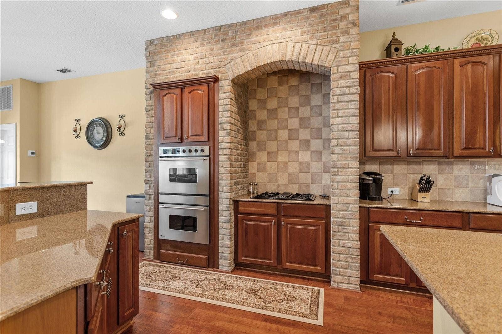 8241 TIBET BUTLER DRIVE, Windermere, FL 34786 8241 TIBET BUTLER DRIVE, Windermere, FL 34786
