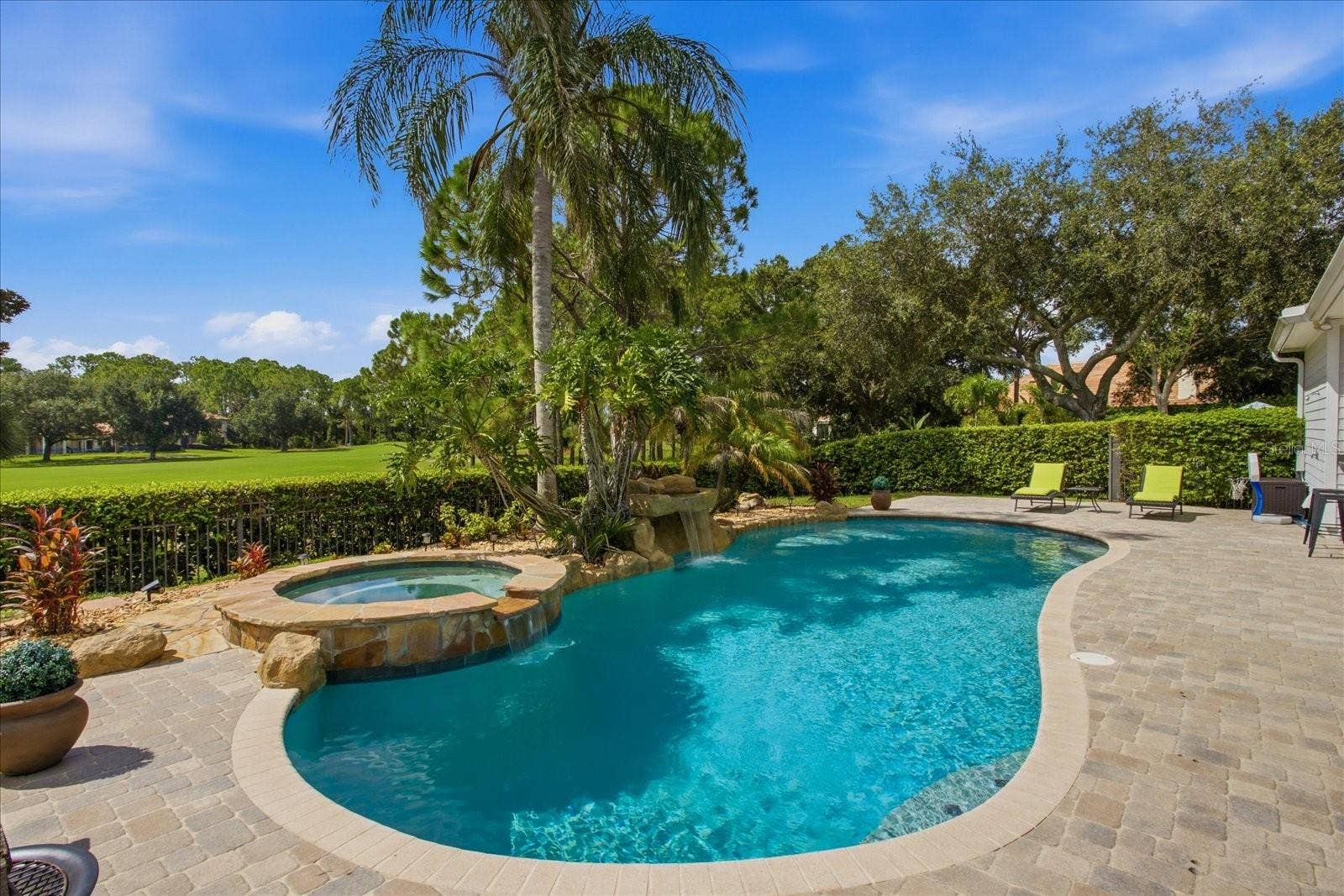 8241 TIBET BUTLER DRIVE, Windermere, FL 34786 8241 TIBET BUTLER DRIVE, Windermere, FL 34786