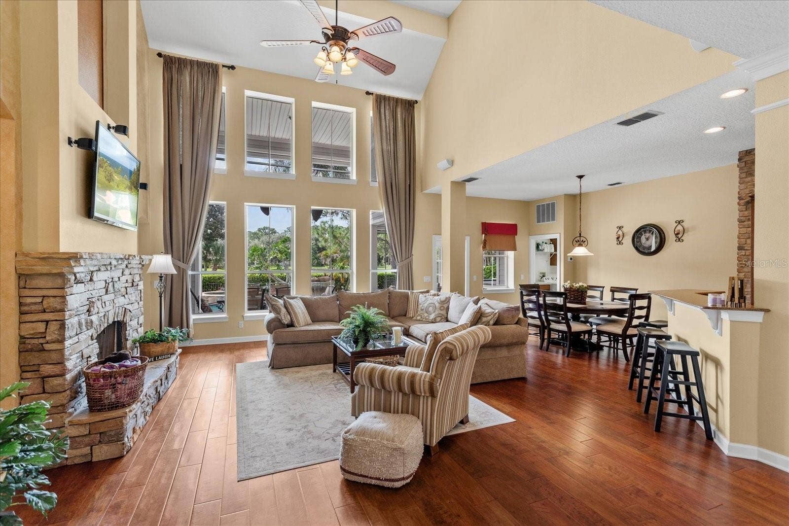 8241 TIBET BUTLER DRIVE, Windermere, FL 34786 8241 TIBET BUTLER DRIVE, Windermere, FL 34786