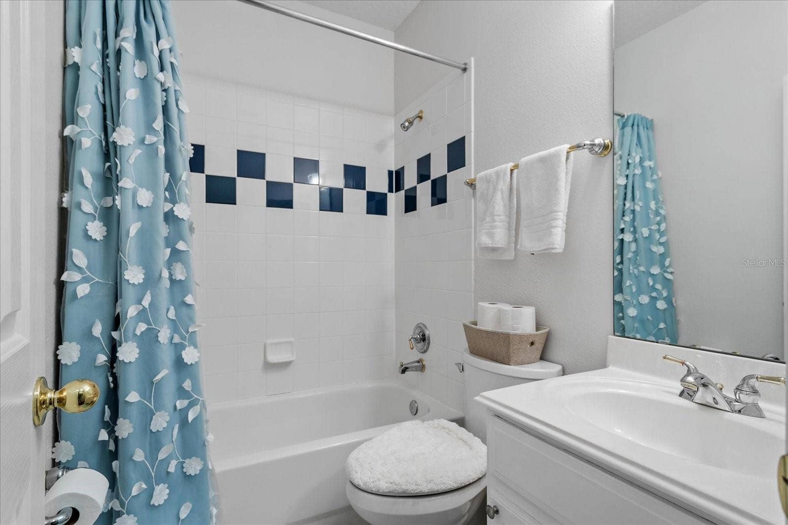 8241 TIBET BUTLER DRIVE, Windermere, FL 34786 8241 TIBET BUTLER DRIVE, Windermere, FL 34786