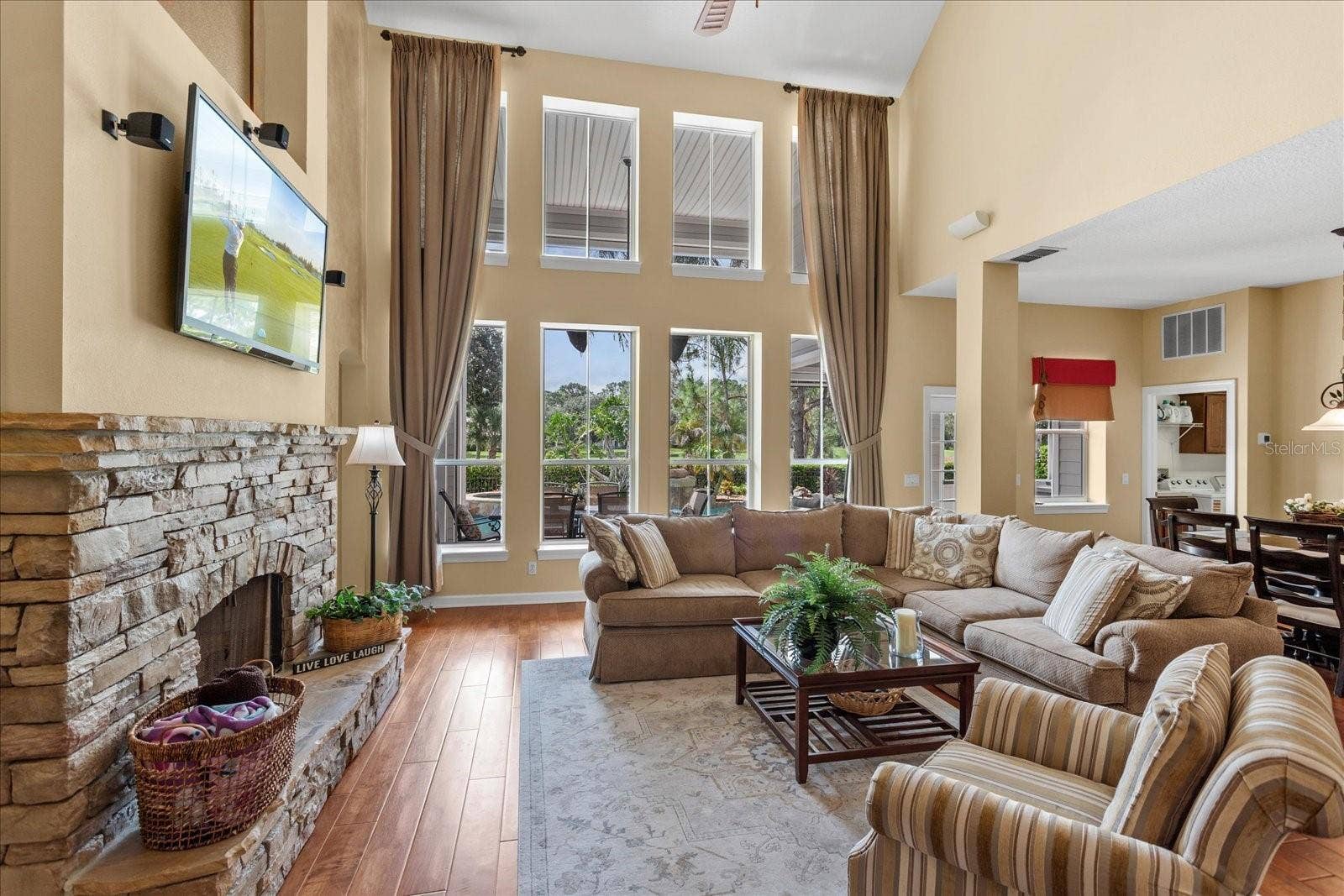 8241 TIBET BUTLER DRIVE, Windermere, FL 34786 8241 TIBET BUTLER DRIVE, Windermere, FL 34786