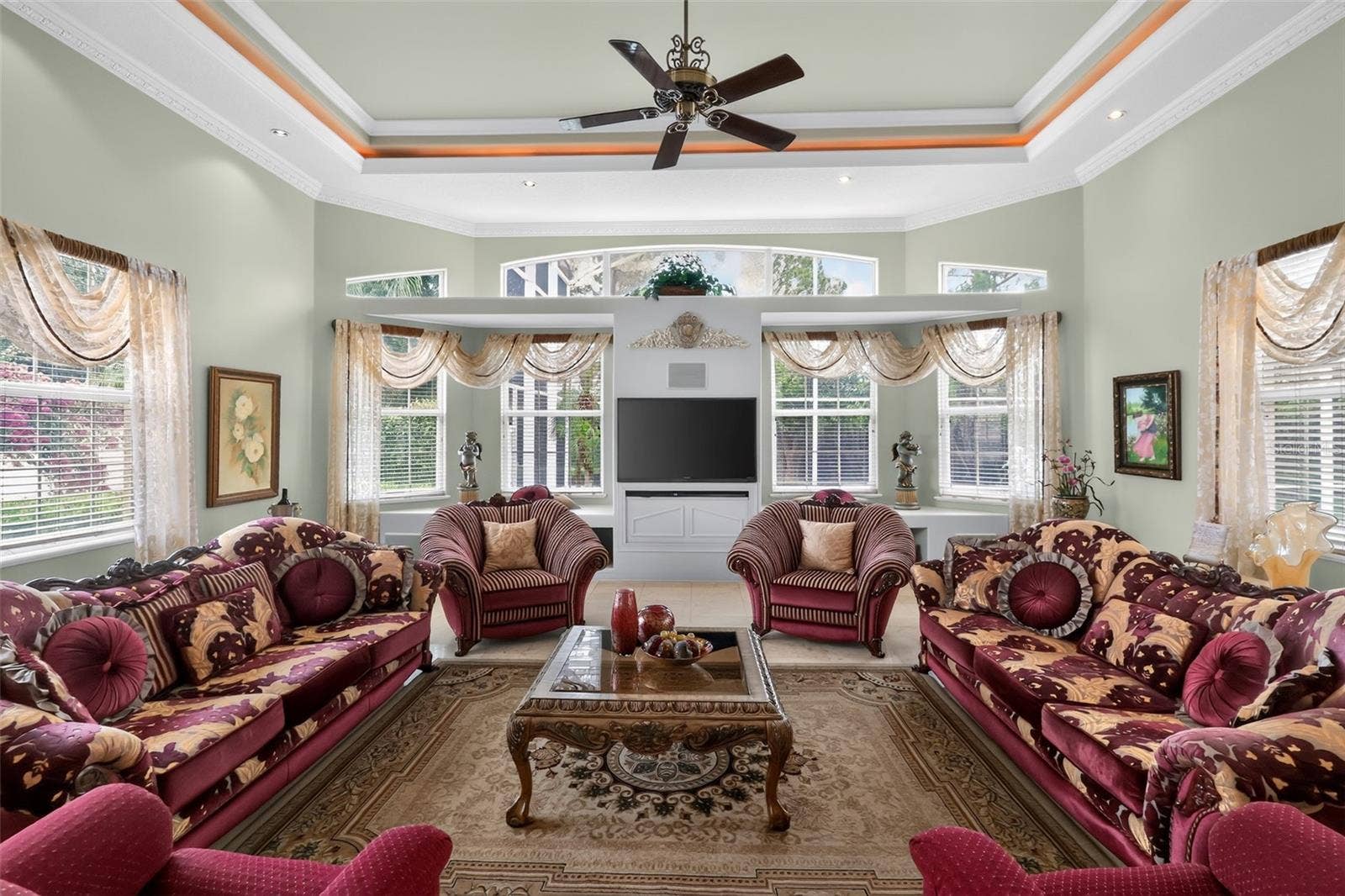 7957 S PARK PLACE, Orlando, FL 32819 7957 S PARK PLACE, Orlando, FL 32819