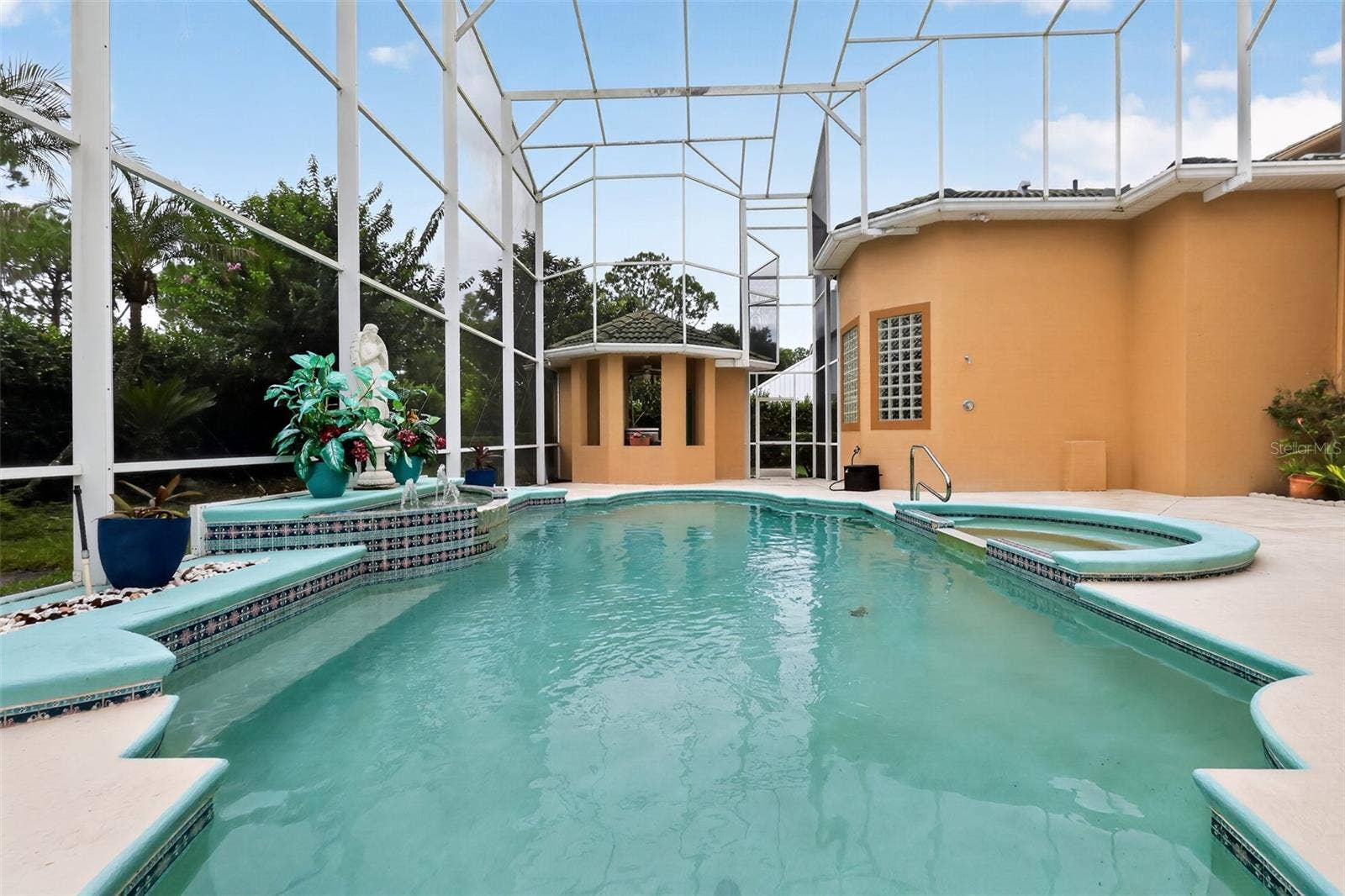 7957 S PARK PLACE, Orlando, FL 32819 7957 S PARK PLACE, Orlando, FL 32819